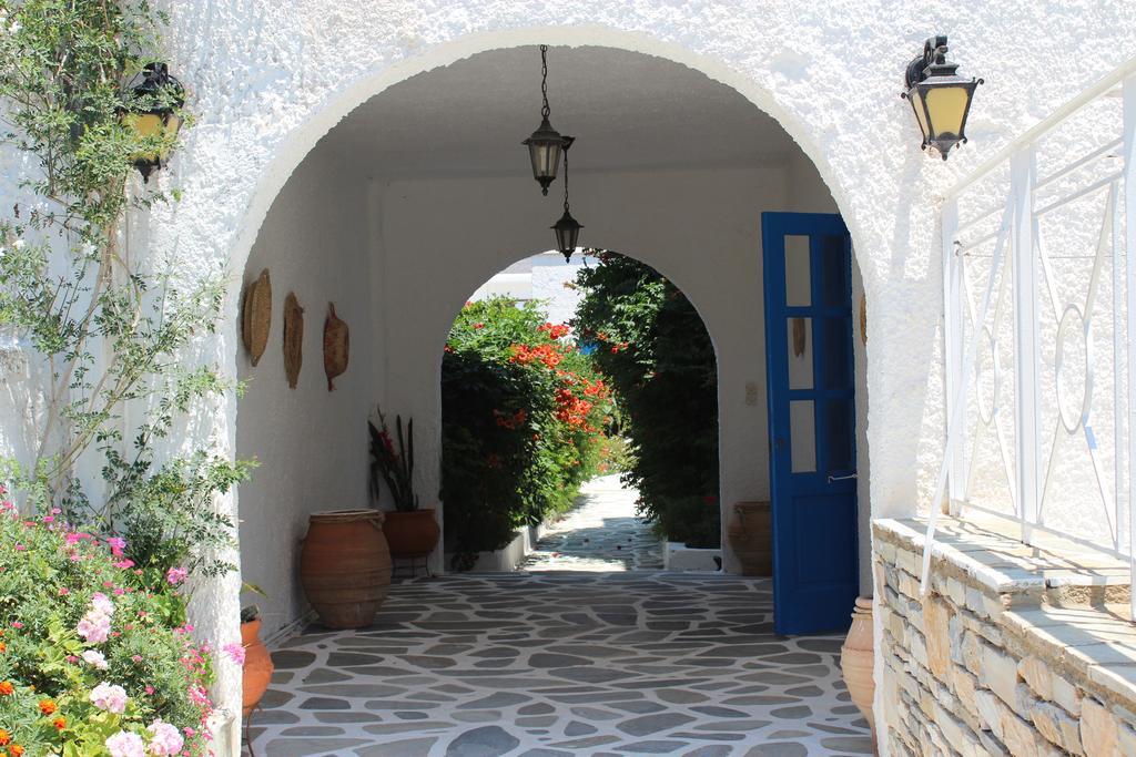 Hotel Mare Monte Chora Exterior foto