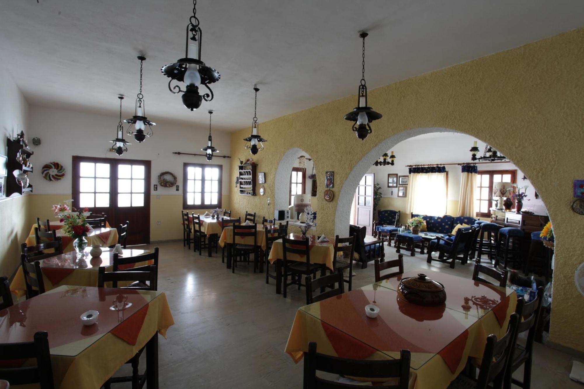 Hotel Mare Monte Chora Exterior foto